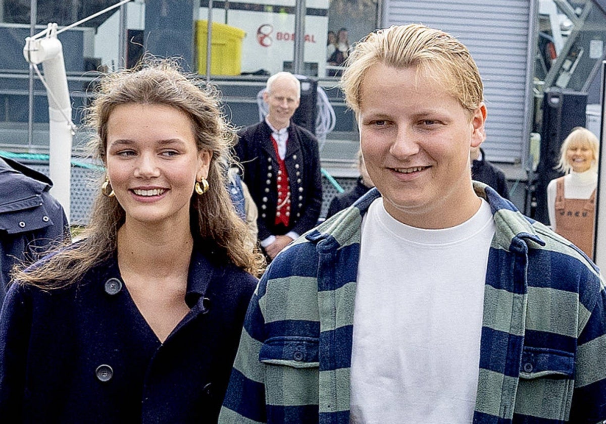 El Príncipe Sverre Magnus, junto a su novia, Amalie Giaver MacLeod.