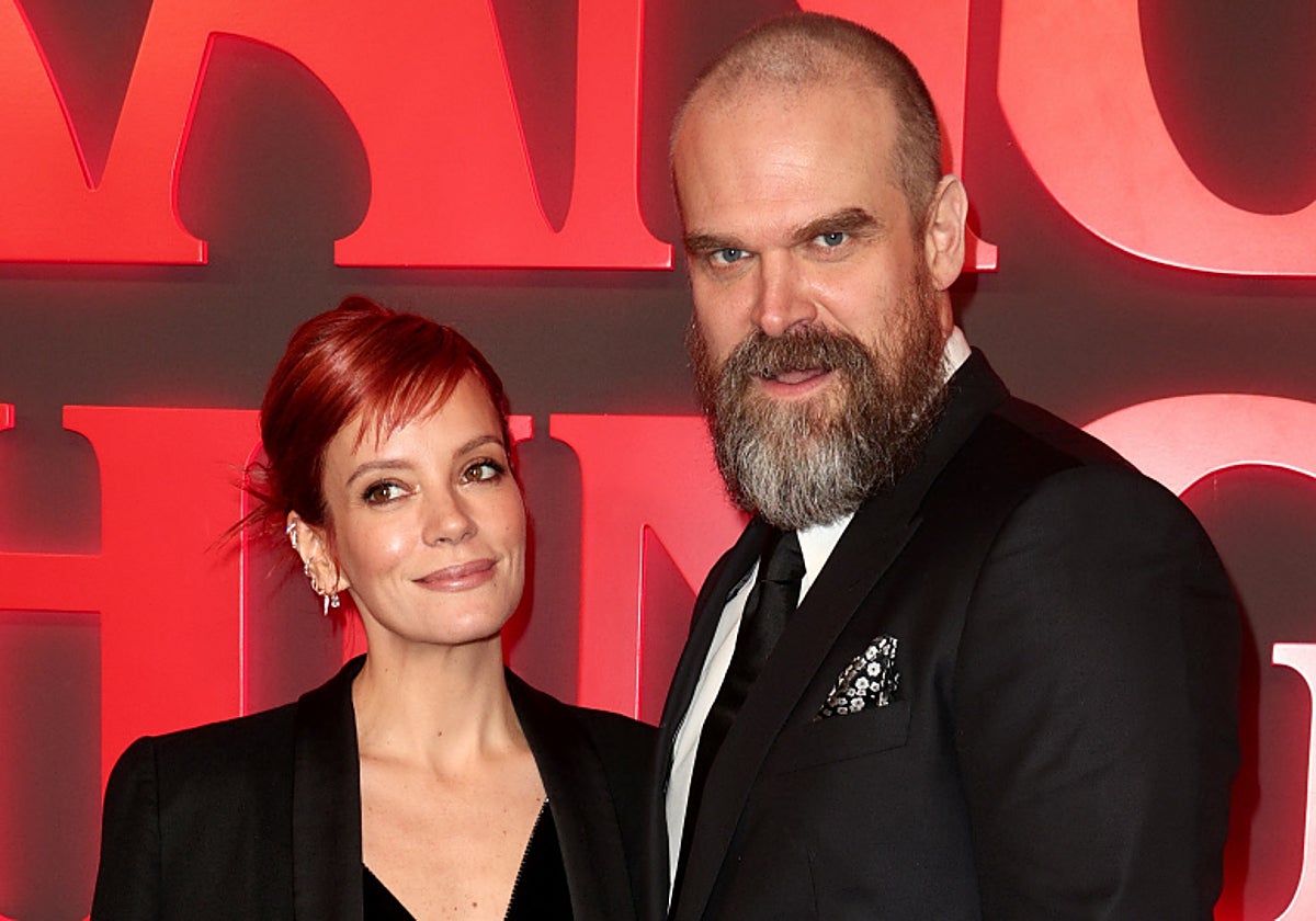 Lily Allen y David Harbour, en una imagen reciente.