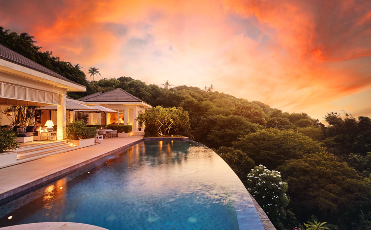 Imagen principal - Tres imágenes del interior de Villa Antilles, donde se quedan los Príncipes de Gales en Mustique