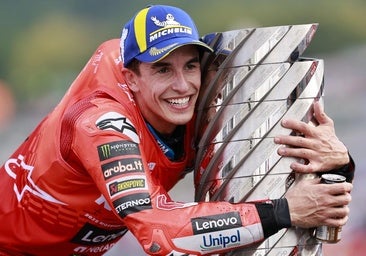 La vida personal de Marc Márquez: una novia famosa y el problema de salud que casi acaba con su carrera