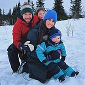 La ex del cantante sueco Mans Zelmerlöw le acusa de consumo de drogas, violencia física y emocional e infidelidad