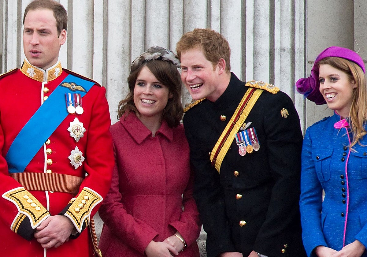 El Príncipe Guillermo, la Princesa Eugenia, el Príncipe Harry y la Princesa Beatriz