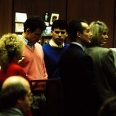 La tía de los hermanos Menéndez, encontrada inconsciente en una habitación de hotel en Los Ángeles