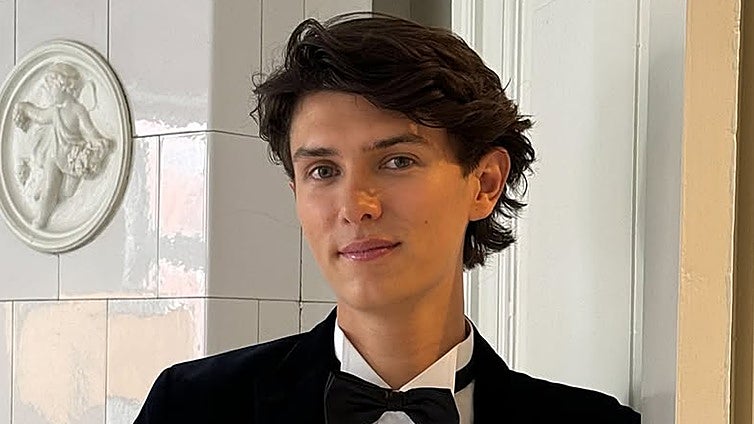 Así es Nicolás de Monpezat, el primo de Isabella de Dinamarca: conde, modelo y su novia