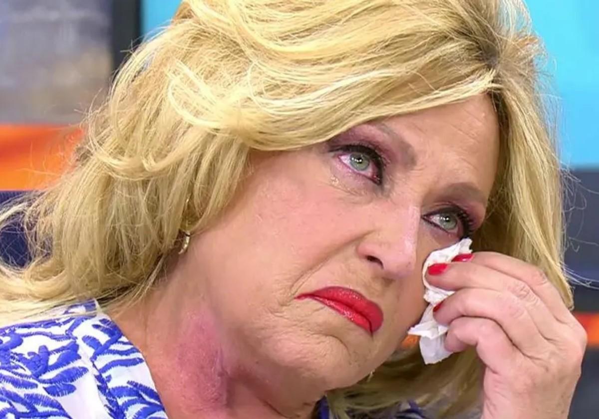Lydia Lozano, destrozada por la muerte de su madre días antes del estreno de 'La familia de la tele' en TVE