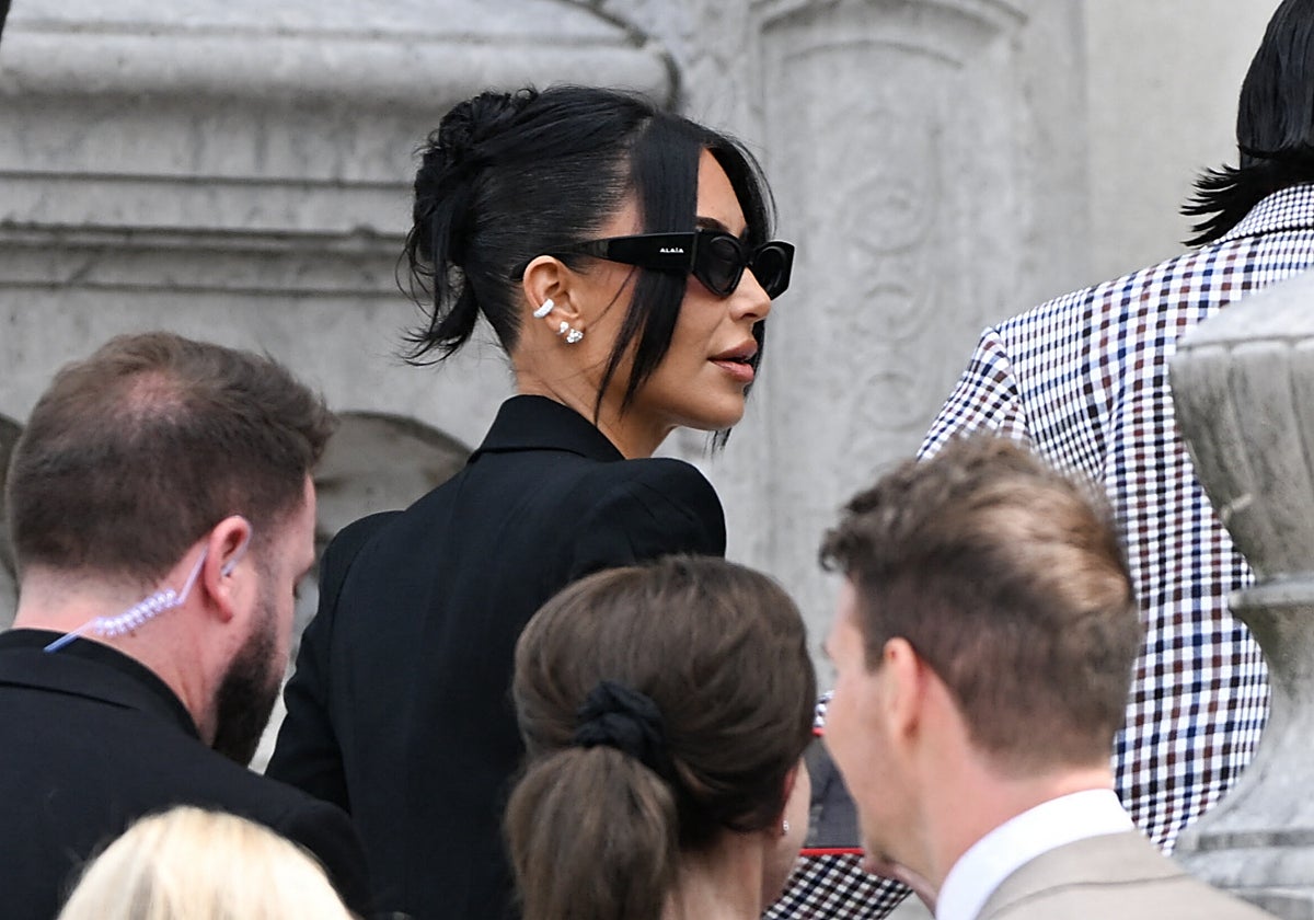 Kim Kardashian a su entrada al juicio