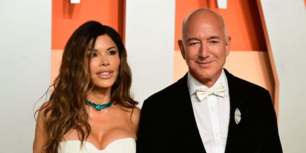 Cena de lujo en 'ten con ten' y fiesta por el centro: jeff bezos celebra su despedida de soltero en madrid