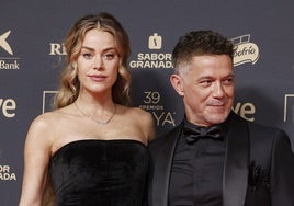 Candela Márquez deja de seguir a Alejandro Sanz tras el cariñoso vídeo de su novio con Shakira