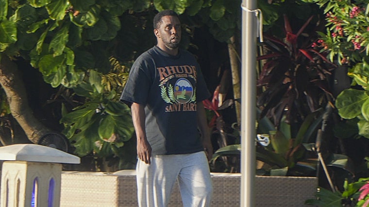 El desgarrador testimonio de la exempleada de Sean &#039;Diddy&#039; Combs: «Me tiró a la piscina y me violó»