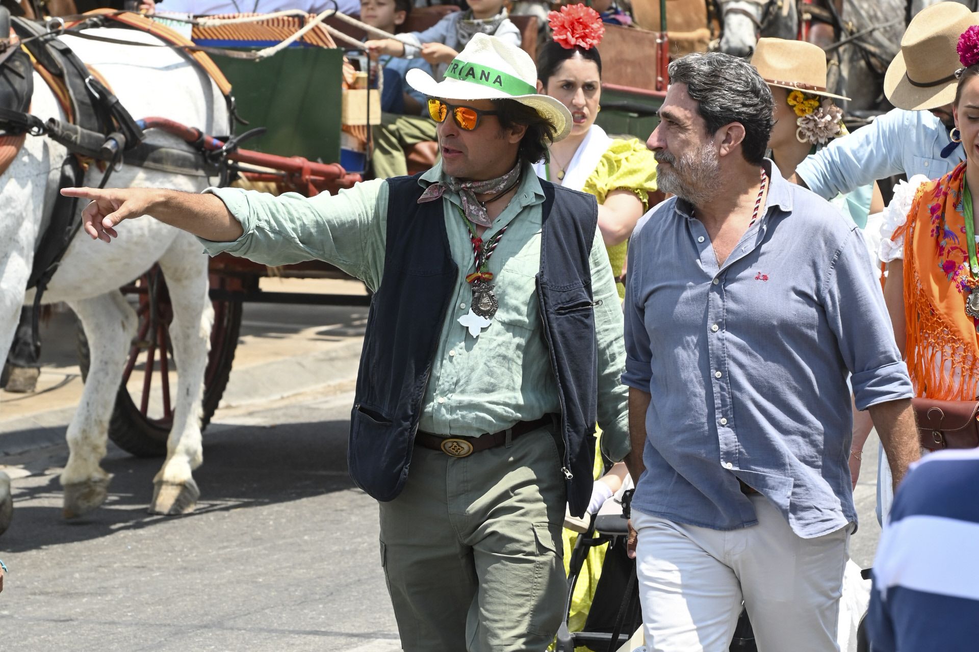 Los famosos se pasean por El Rocío, en imágenes