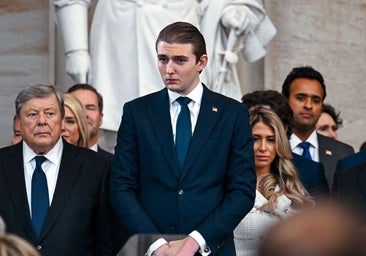 Barron Trump, el hijo menor de Donald Trump, se hace con 40 millones con las criptomonedas a sus 19 años