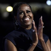 Michelle Obama y Steven Spielberg navegan juntos en un yate de 250 millones de dólares en Mallorca