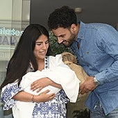 Isa Pantoja comparte su tristeza: «He tardado mucho en tener a mi bebé y he perdido años a su lado»