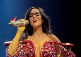 Katy Perry muestra a sus seguidores sus lágrimas tras separarse de Orlando Bloom