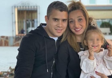 José Fernando y Michu junto a su hija Rocío
