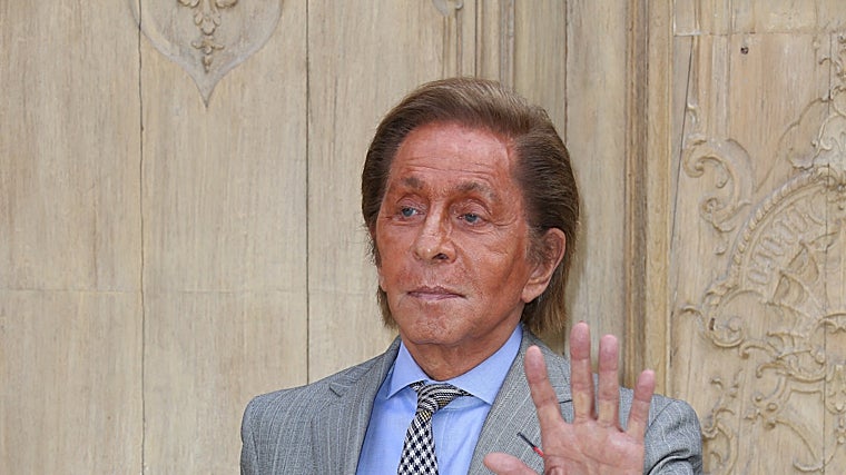 Intento de robo en la villa de Valentino: dos ladrones irrumpen mientras el diseñador estaba dentro