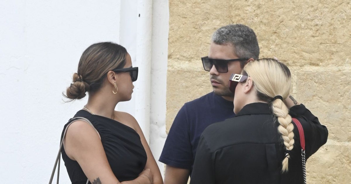 Gloria Camila zanja la polémica: «Lo único que me interesa es el bienestar  de una niña pequeña»
