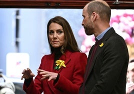 La esperada reconciliación entre el Rey Carlos y su hijo Harry choca con un serio obstáculo: Guillermo y Kate
