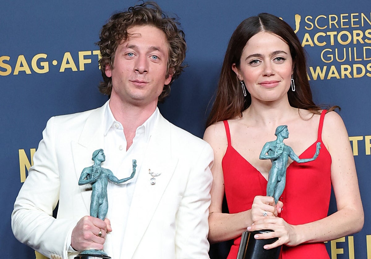 Jeremy Allen White y Molly Gordon, durante una entrega de premios el pasado año.