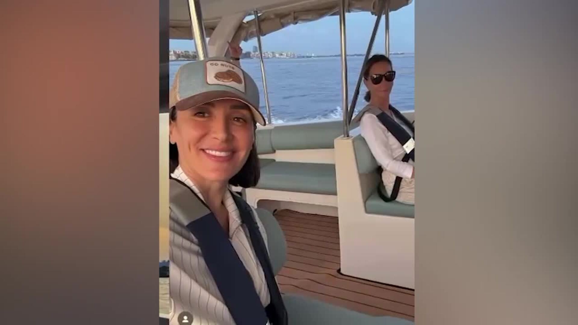 Tamara Falcó presume de sus vacaciones paradisíacas junto a Isabel Preysler e Íñigo Onieva