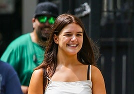 ¿Seguirá los pasos de sus padres? Suri Cruise, una joven universitaria con línea directa a Hollywood