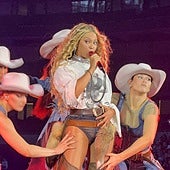 Los bailarines de Beyoncé recibieron un gesto de agradecimiento al final de su gira