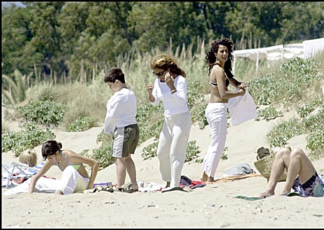 Imagen secundaria 1 - Rosario en tres etapas de su vida, durante las vacaciones