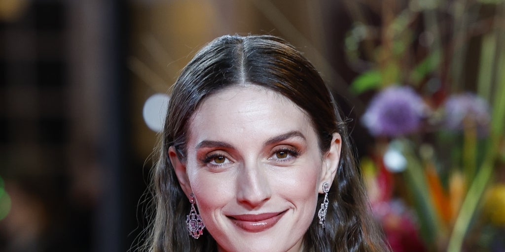 María Valverde: los motivos de su cambio de novia de ídolo adolescente a codearse con la reina Letizia