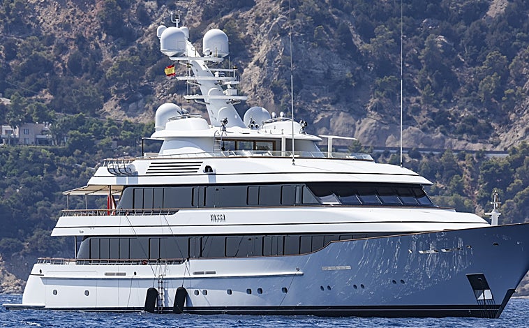 Imagen principal - Embarcaciones de Amancio Ortega, Rafa Nadal y Florentino Pérez