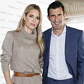 Helene Svedin y Luis Figo desafían los rumores de crisis veraneando junto a la familia
