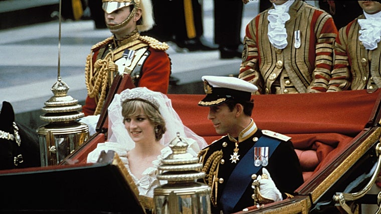 La carta secreta de Carlos a la Princesa Diana la noche antes de la boda real: «Estaré a tu lado en el altar»