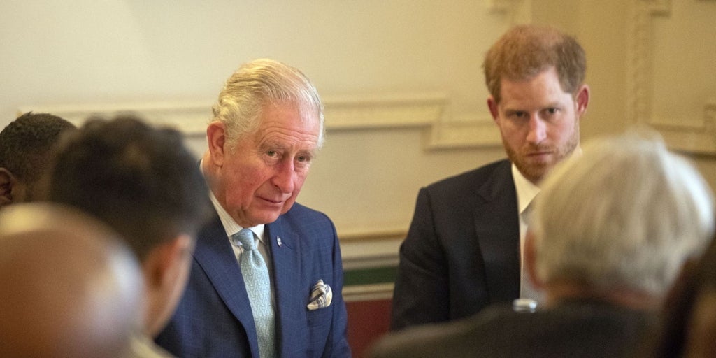 El esperado cara a cara entre Harry y Carlos III, en el aire por las tres exigencias del duque de Sussex