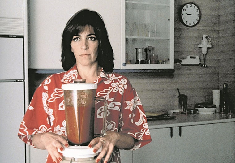Carmen Maura en un fotograma de 'Mujeres al borde de un ataque de nervios', de 1988