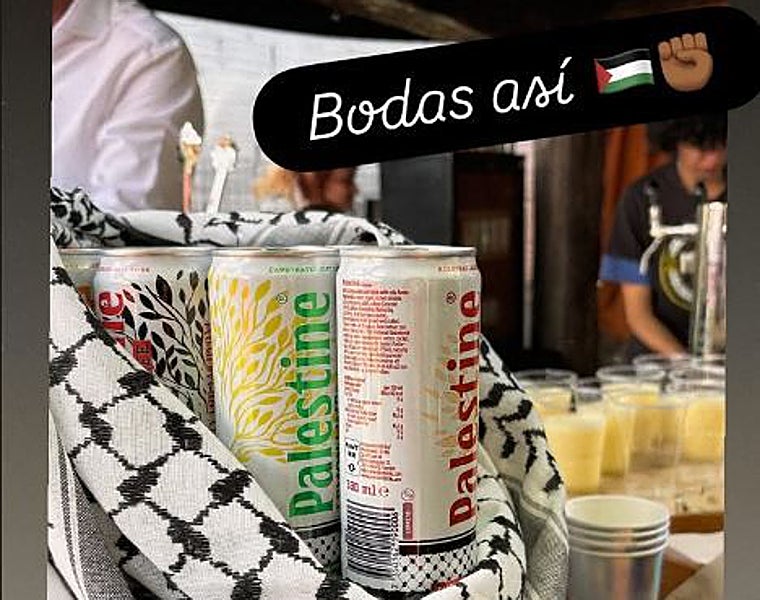 Una tarta nupcial de tortilla de patata, tarot y bebidas de Palestina: la boda de Ángela Rodríguez &#039;Pam&#039;