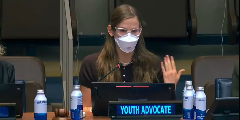 La hija de Ben Affleck reclama ante la ONU que «el aire filtrado» se convierta en un derecho humano