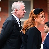 El Rey Carlos excluye al Príncipe Andrés y a Sarah Ferguson de las celebraciones navideñas: «No son bienvenidos»