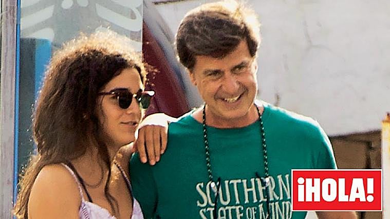 Cayetano y su novia Bárbara Mirjan, en Marbella en 2016