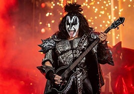 Gene Simmons, leyenda de Kiss, hospitalizado tras sufrir un accidente de coche en California