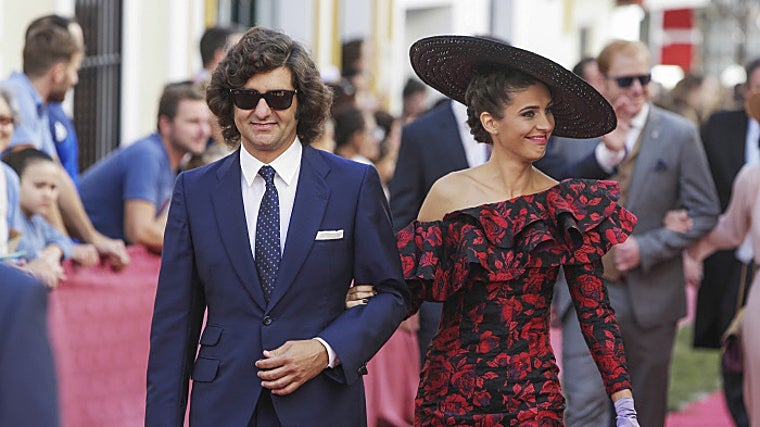 La familia de Morante de la Puebla, su fuerza más íntima: de Elisabeth, su discreta esposa, a su hijo futbolista y sus hijas pequeñas