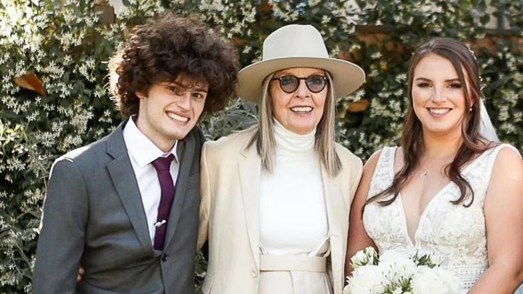 Diane Keaton junto a sus dos hijos