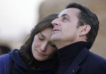 Carla Bruni, de las pasarelas y la poligamia a la cárcel de La Santé