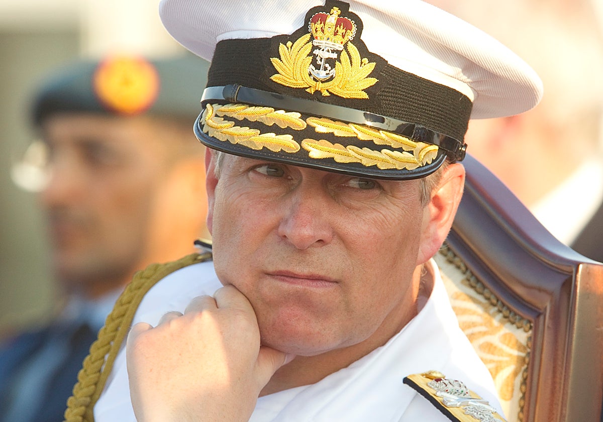 El Príncipe Andrés, en una visita a Abu Dabi de 2010.