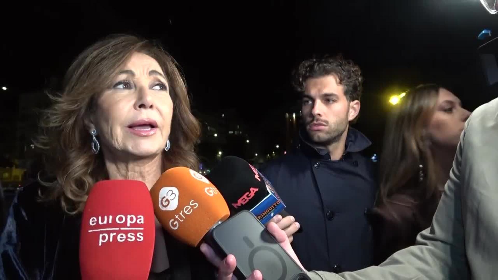 Ana Rosa carga contra las memorias del rey emérito