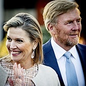 Los Reyes Máxima y Guillermo de Países Bajos, cazados de incógnito bailando en un concierto de Lady Gaga