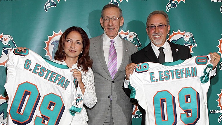 De JLo a Serena Williams: las estrellas que tienen acciones en los Miami Dolphins