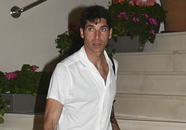 Cayetano Rivera aguarda juicio mientras Eva González y Blanca Romero salen en su defensa