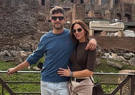 Irene Rosales y Guillermo ya no esconden nada: viaje a Roma, muchas fotografías y declaración de amor