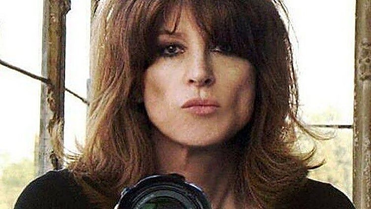 Un viaje a la época dorada por el archivo de Sylvia Polakov, fotógrafa de la jet set y la movida madrileña