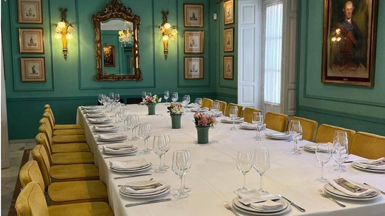 Diez mesas con encanto para celebrar comidas de Navidad en Sevilla