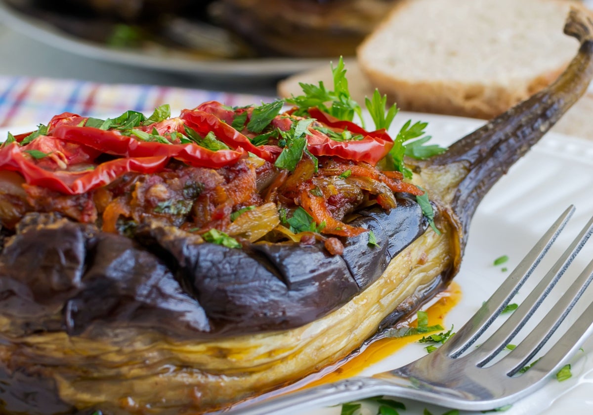 Berenjena a la parmesana con aprovechamiento de lomo a la sal